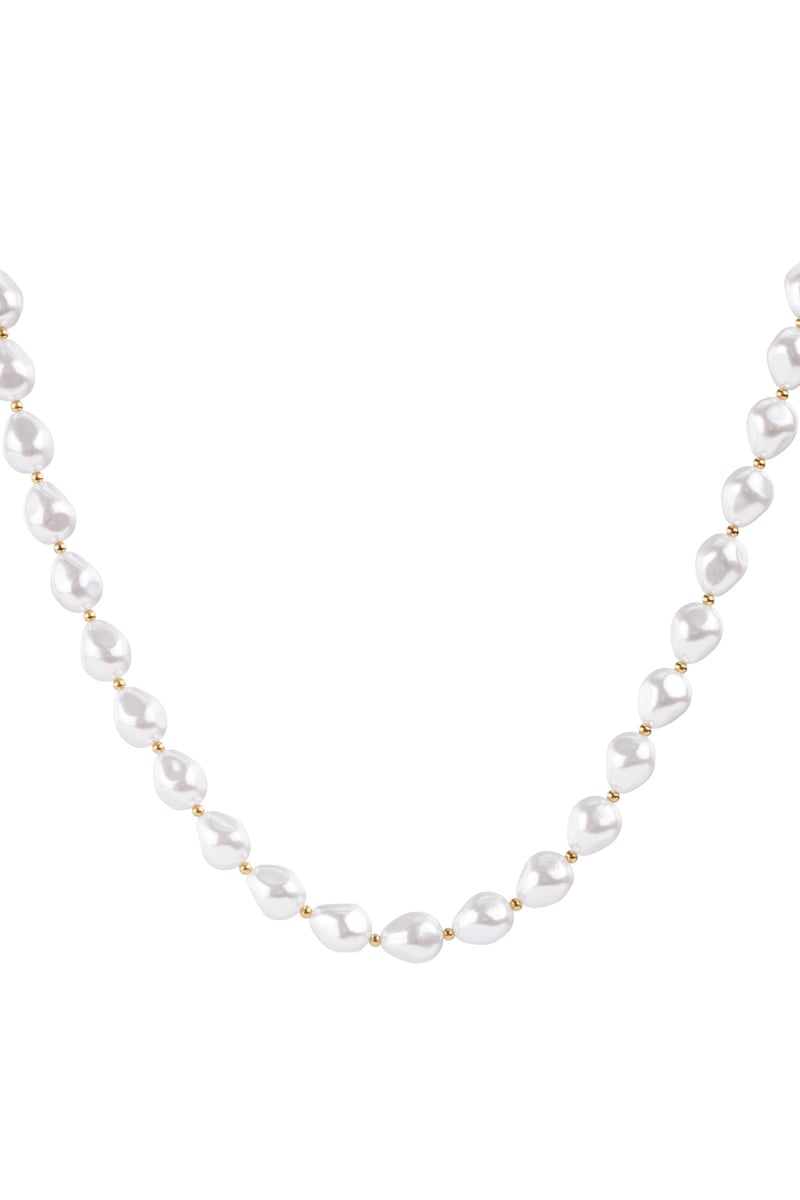 Trendy Pearls necklace