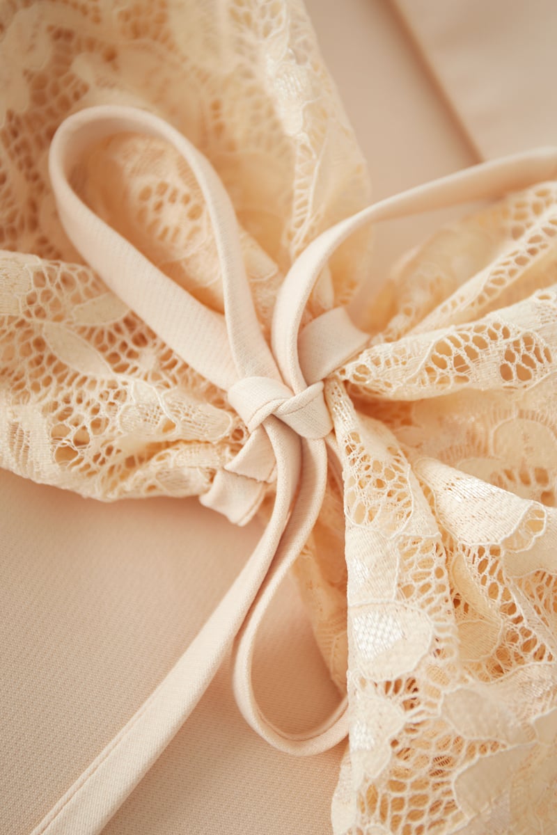 Trendy Short Blazer With Lace